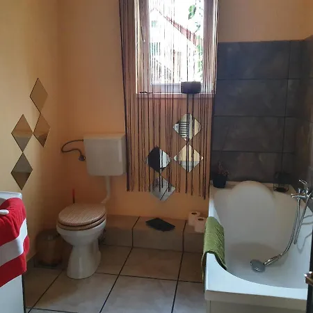 Casa Lacrima *